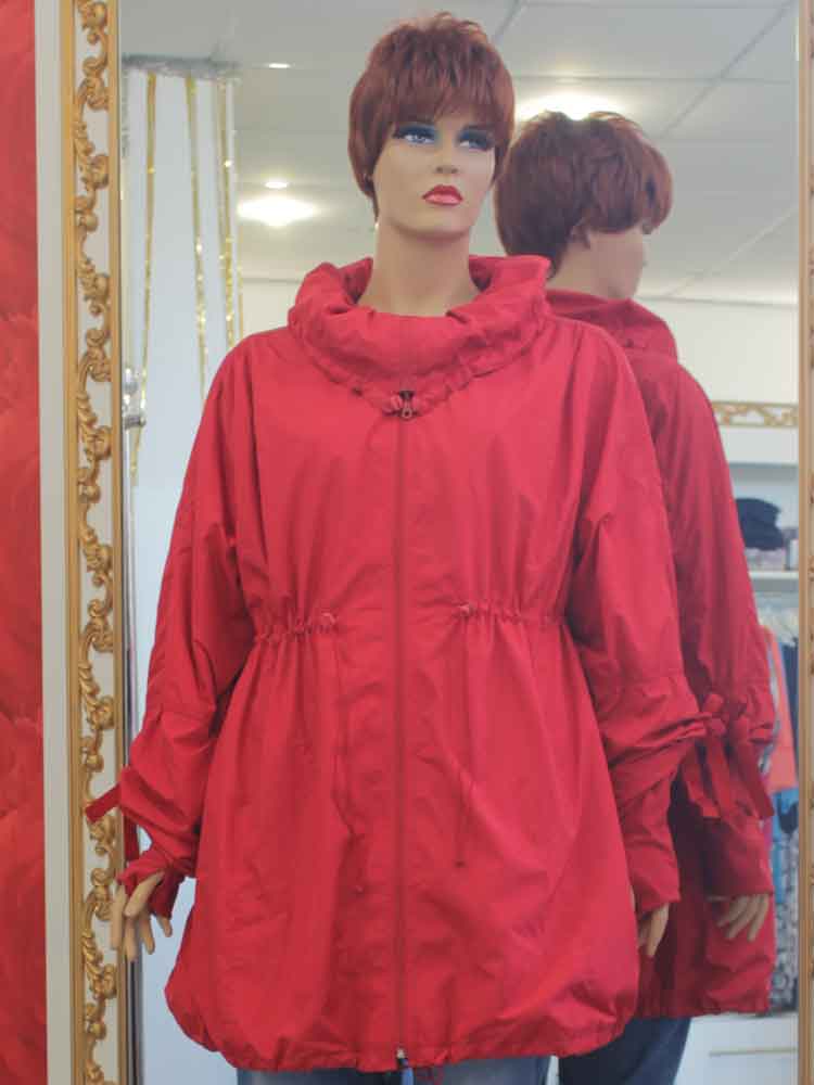 Куртка легкая (ветровка) свободного кроя большого размера, 2018. Магазин «Пышная Дама», Луганск.